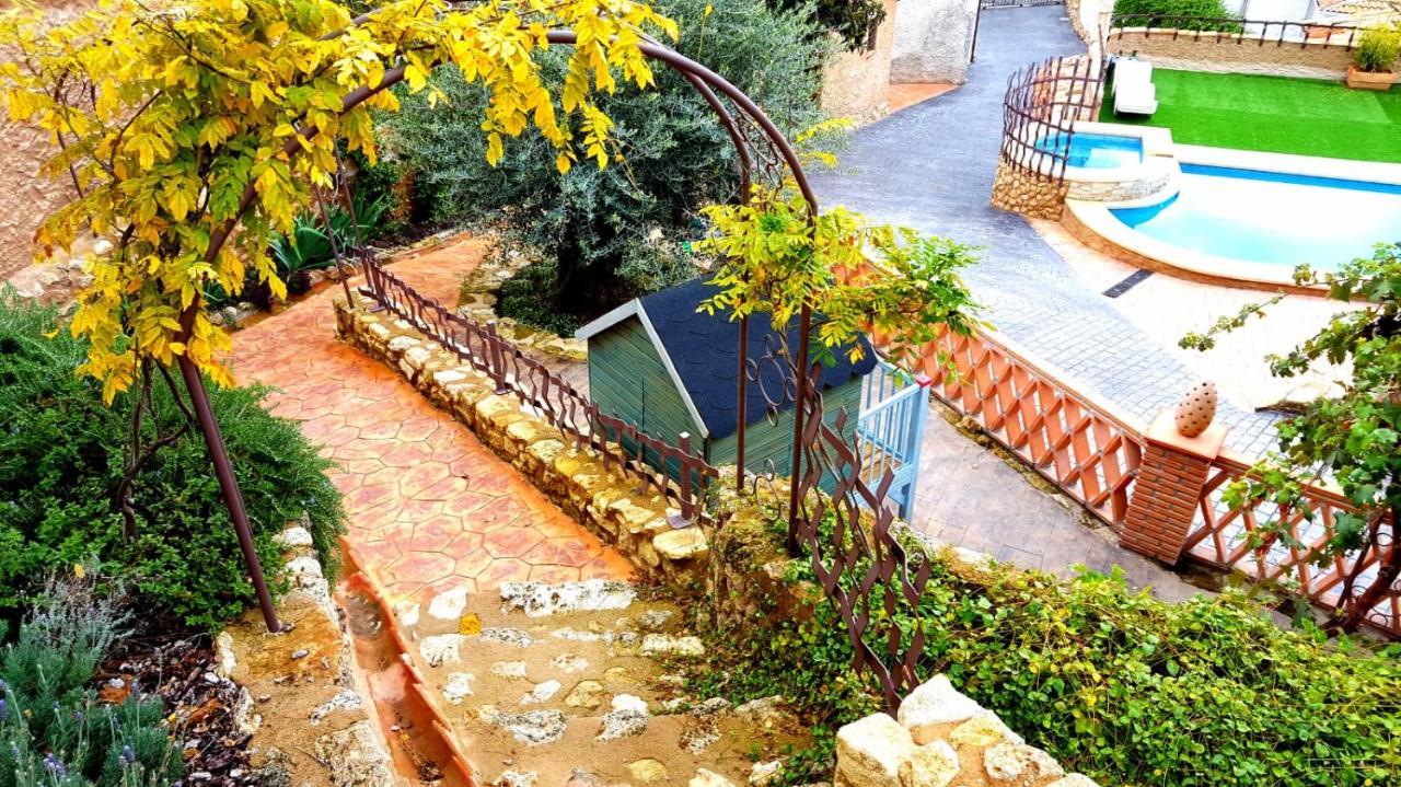 Casas Rurales Almoguer Фрайлес Экстерьер фото
