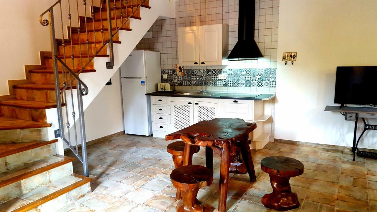 Casas Rurales Almoguer Фрайлес Экстерьер фото